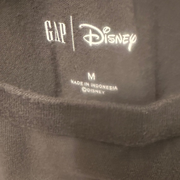 Gap Disney Gray Black Mickey Mouse Short Sleeve Tee - Picture 2 of 4